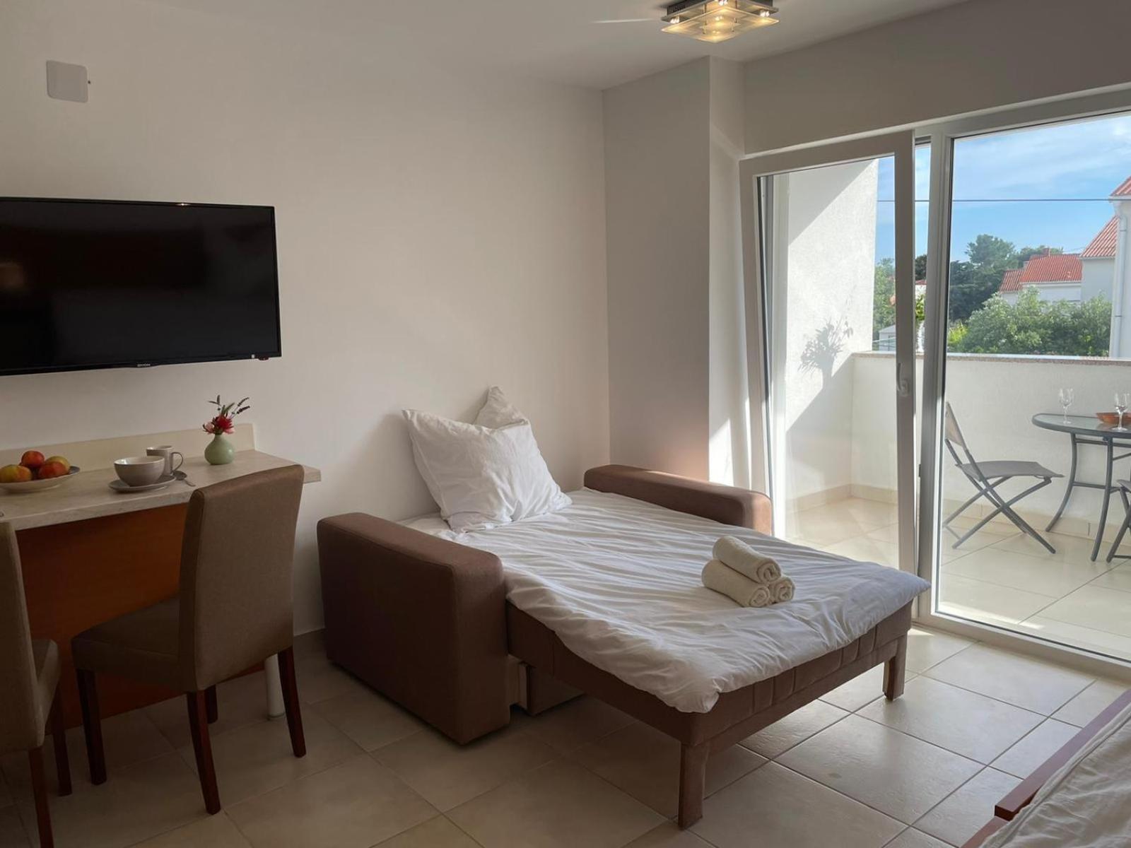 Novalja Apartments By Nena Bagian luar foto