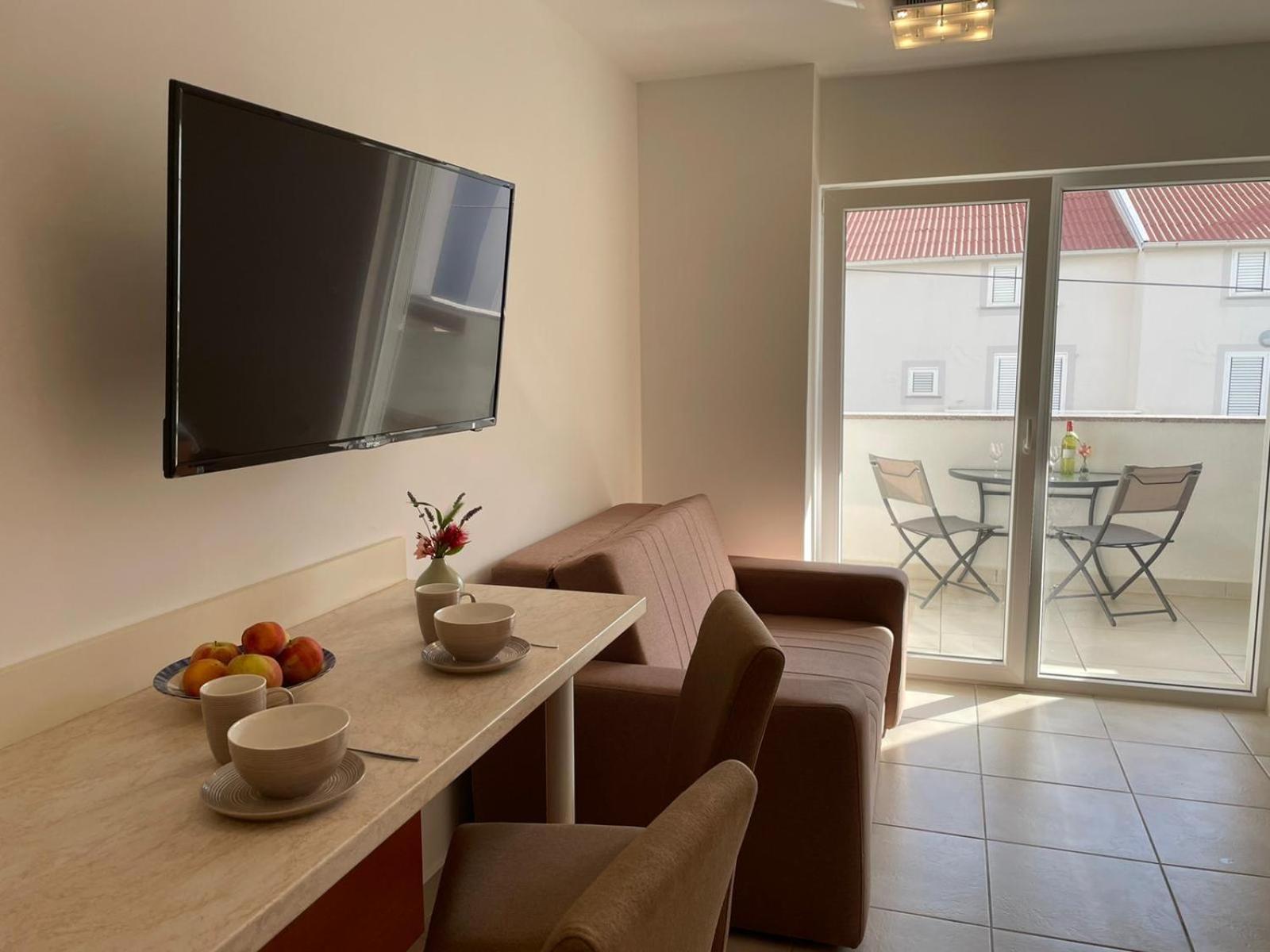 Novalja Apartments By Nena Bagian luar foto